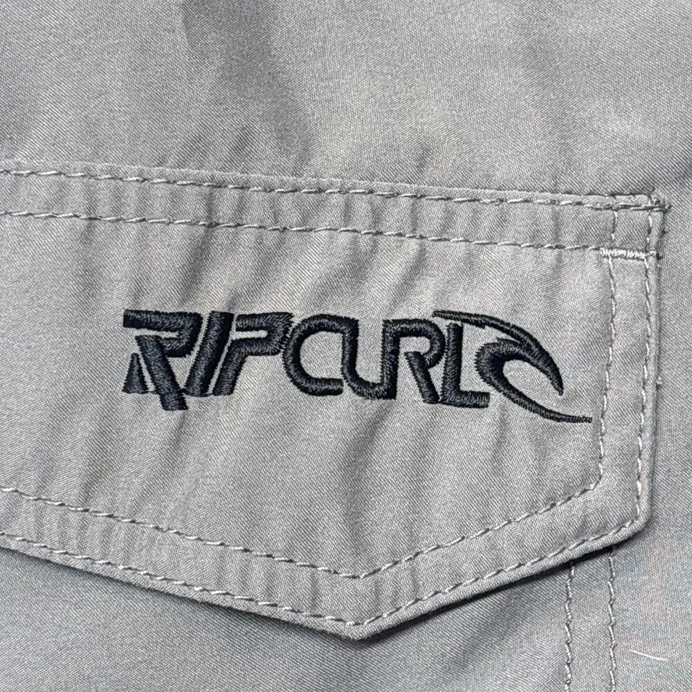 Rip Curl Shorts 34 Mens Gray Cargo Trunks Swim Surfing Summer Boardshort